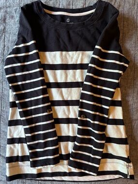 Lands' End Black and Cream Crewneck Cotton Top